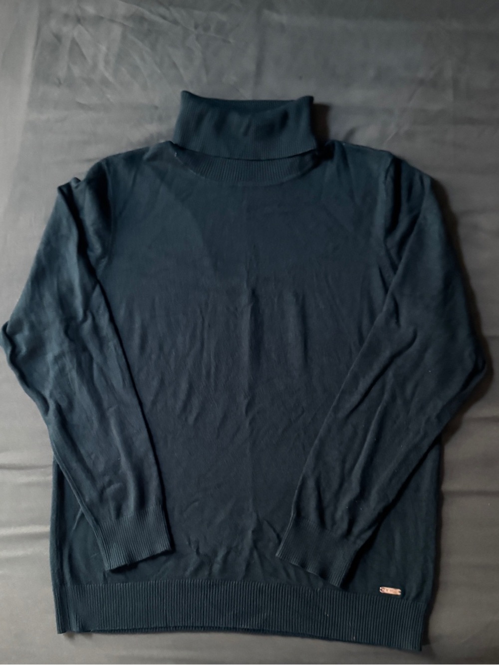 Calvin Klein Unisex Green Turtleneck Sweater